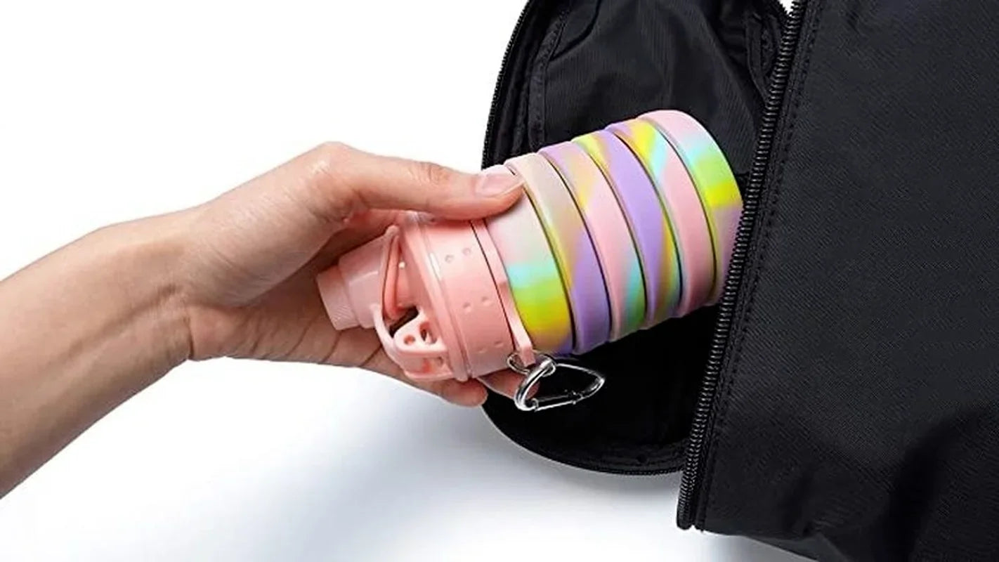 500ML Portable Retractable Silicone Bottle Folding Water Bottles Outdoor Travel Drinking Cup with Carabiner Collapsible Cups