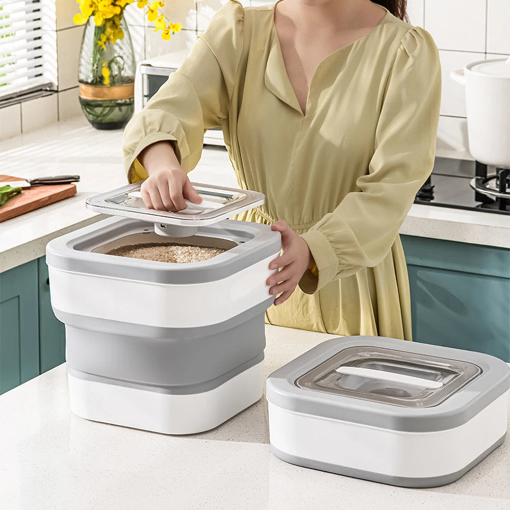 Voltsify Collapsible and Portable Food Storage Container with Non-slip Base