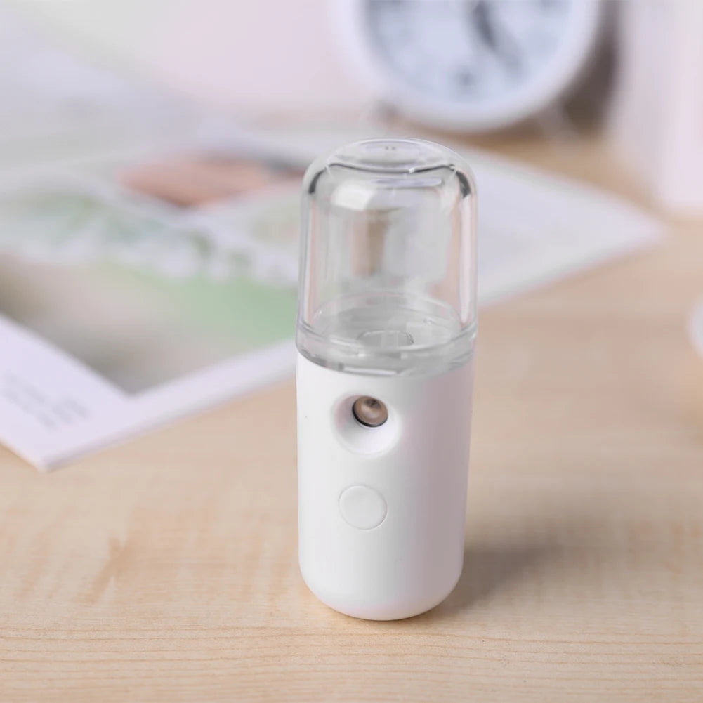 Mini Nano Mister 30ml Visual Water Tank Cool Mist Facial Steamer Mini Beauty Device Handy Hydrating Sprayer for Skin Care Makeup