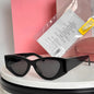 Fashionable Trendy Sunglasses in Classic Colors with UV Protection Chic Eyewear Accessory for All - Season Wear
