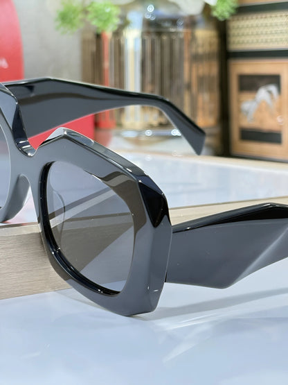 Women Square Tortoiseshell Sunglasses Fashion Trendy Designer Oversized Polarized UV Protection Perfect for Summer